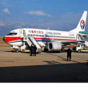 中卫沙坡头机场空运航空快运业稳步发展的原因是什么？